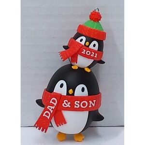 2021 Dad & Son Penguins Christmas Ornament Hallmark Keepsake Scarves & Beanie